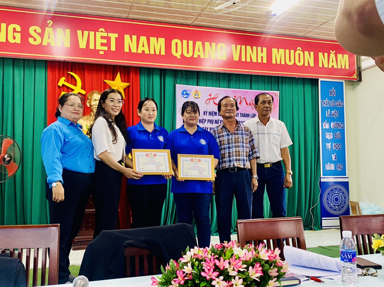 anh tin bai