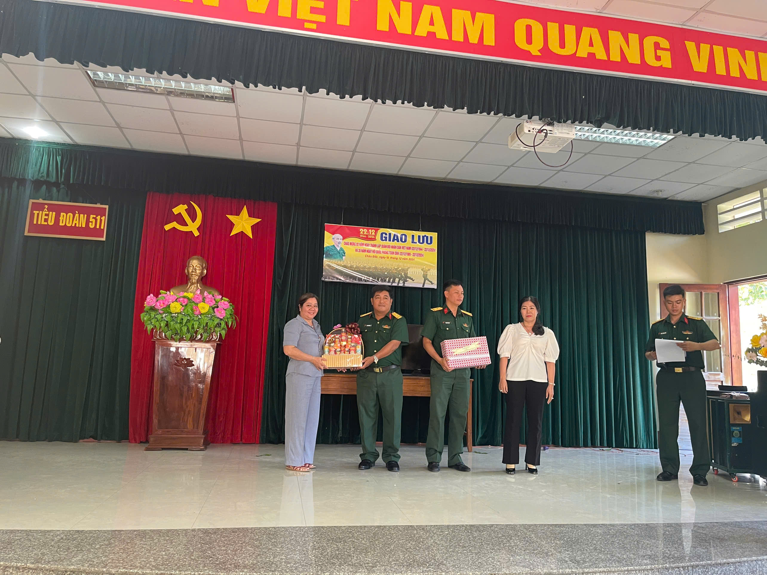 anh tin bai
