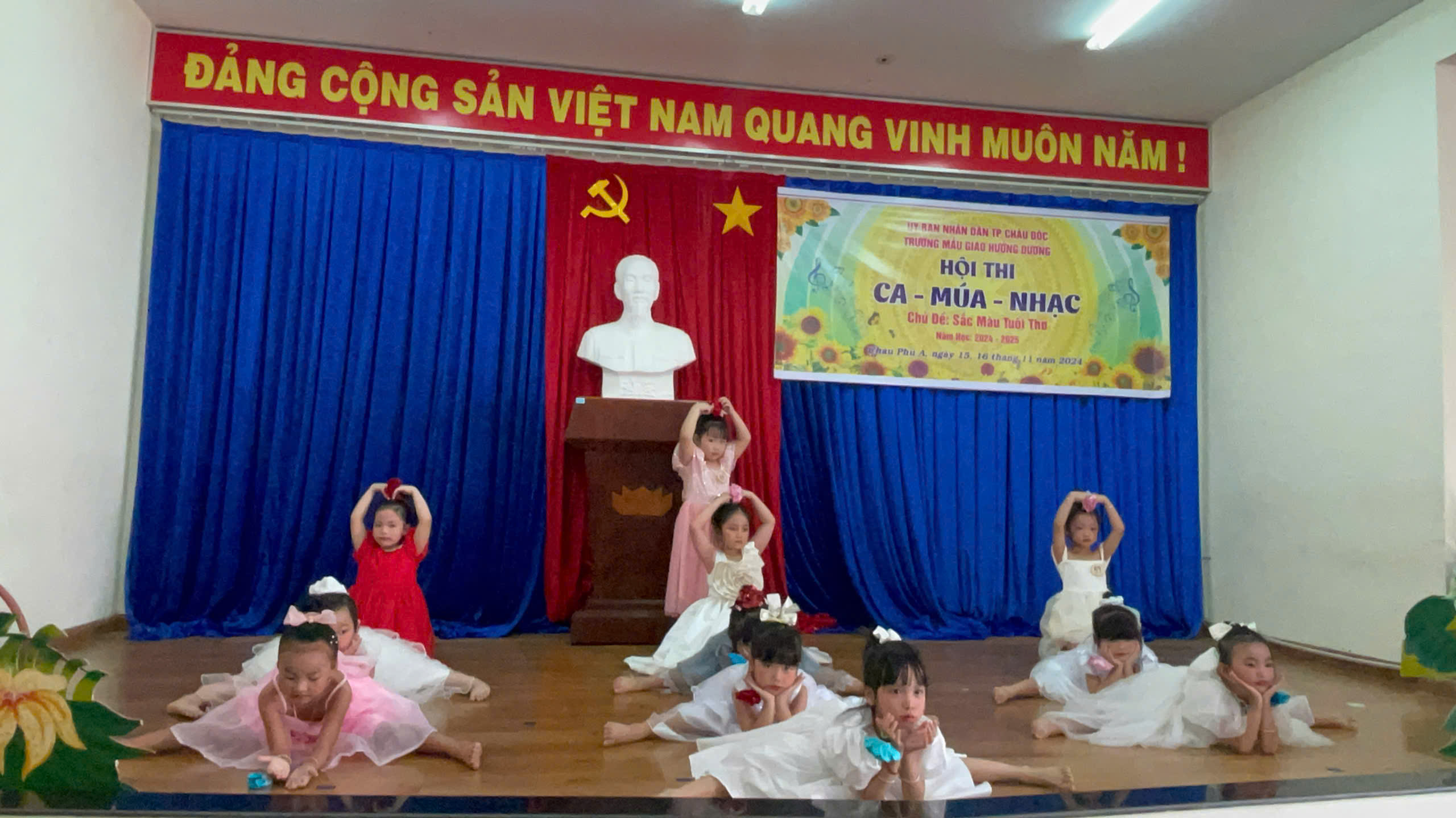 anh tin bai