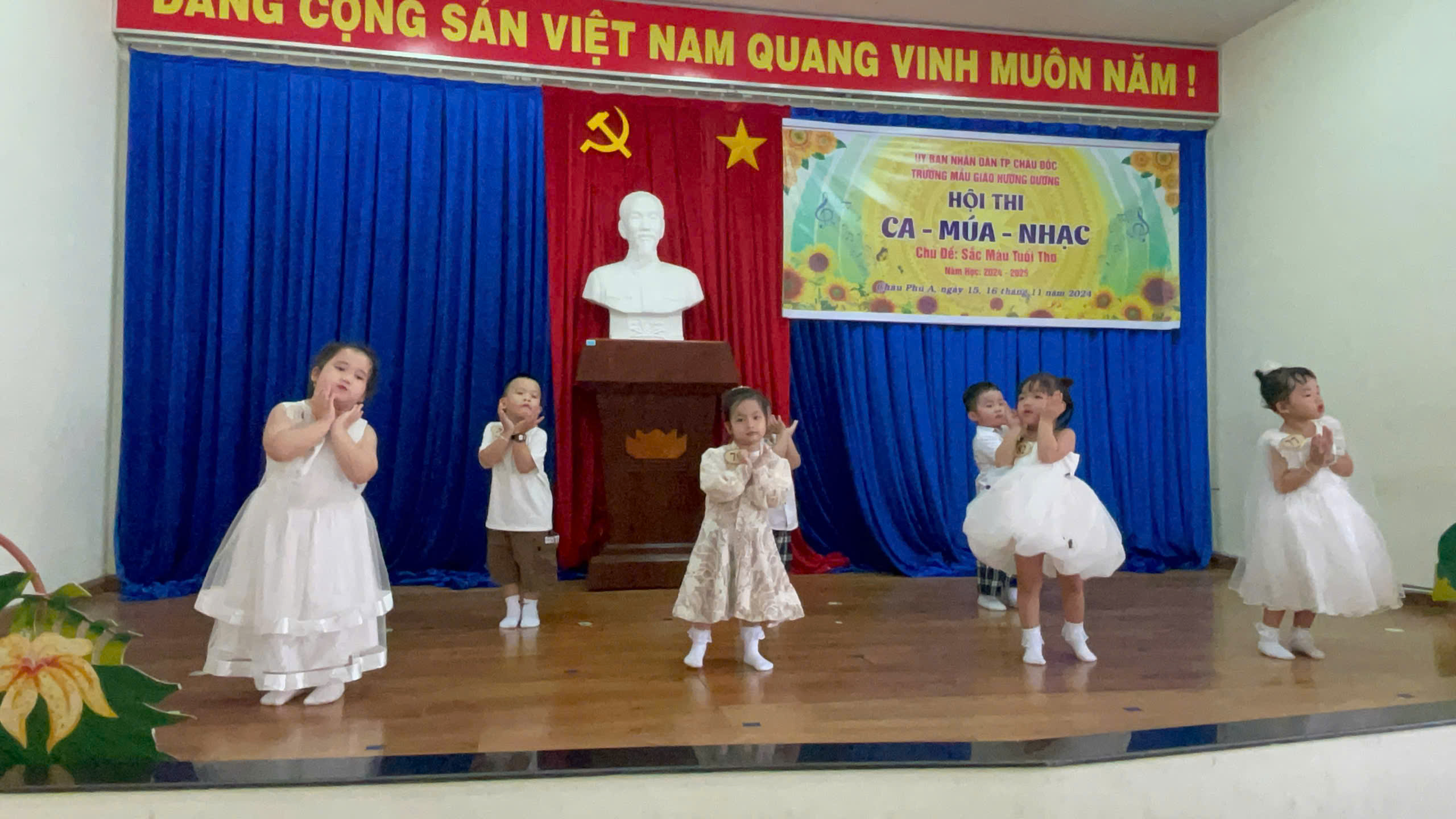anh tin bai