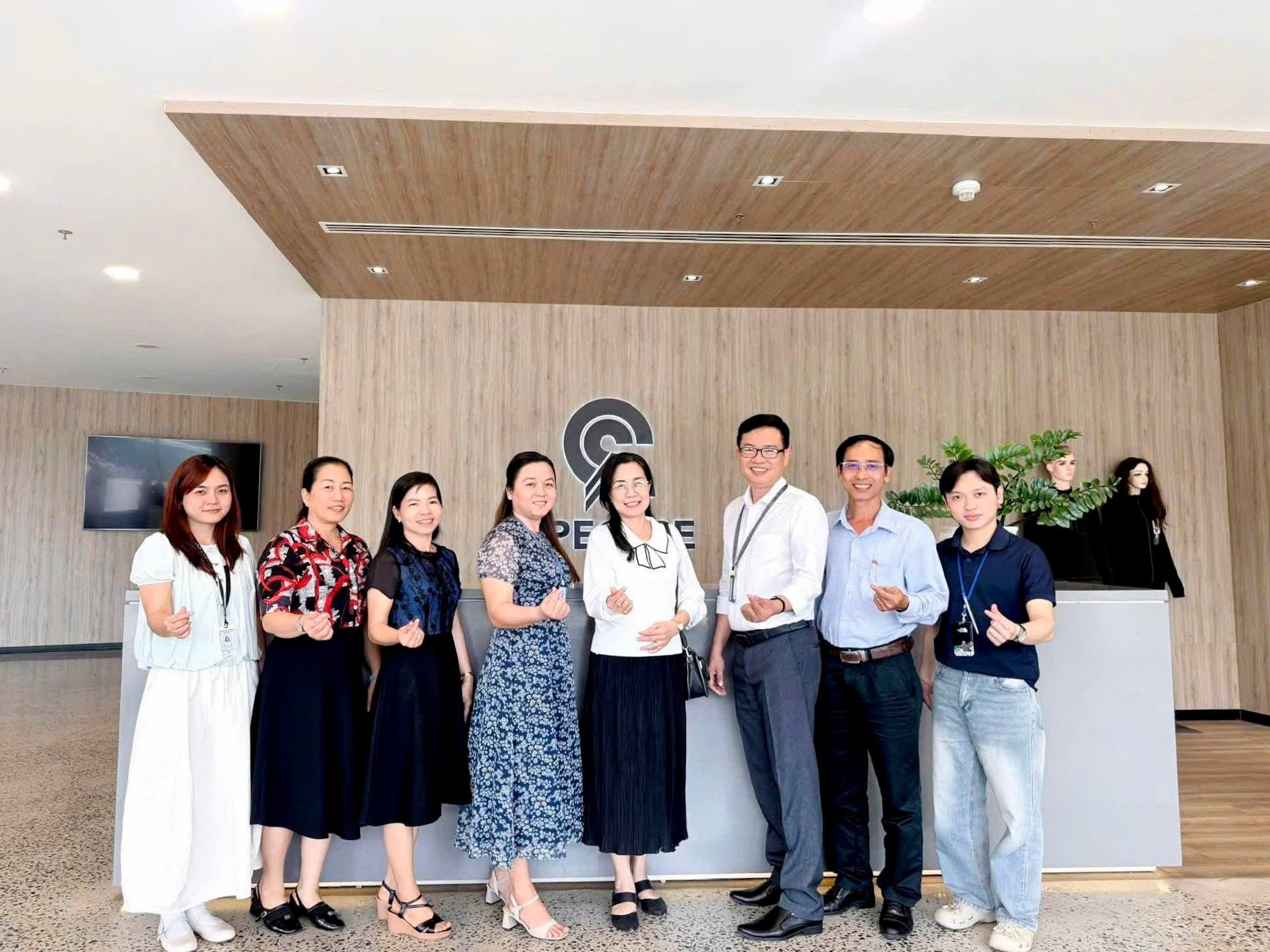 ĐỒNG HÀNH CÙNG DOANH NGHIỆP NÂNG CAO CHẤT LƯỢNG ĐÀO TẠO: Gắn kết lý thuyết với thực tiễn