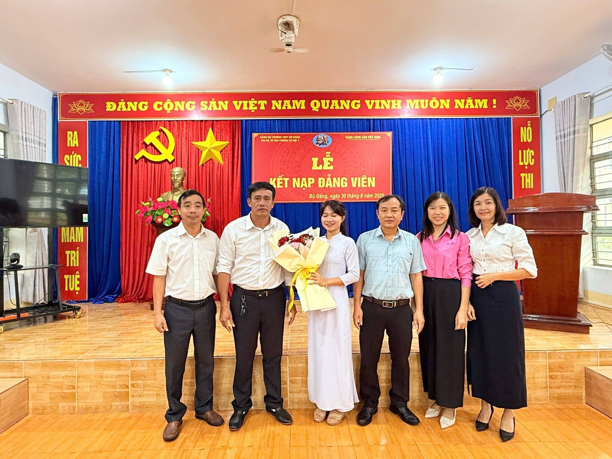 anh tin bai