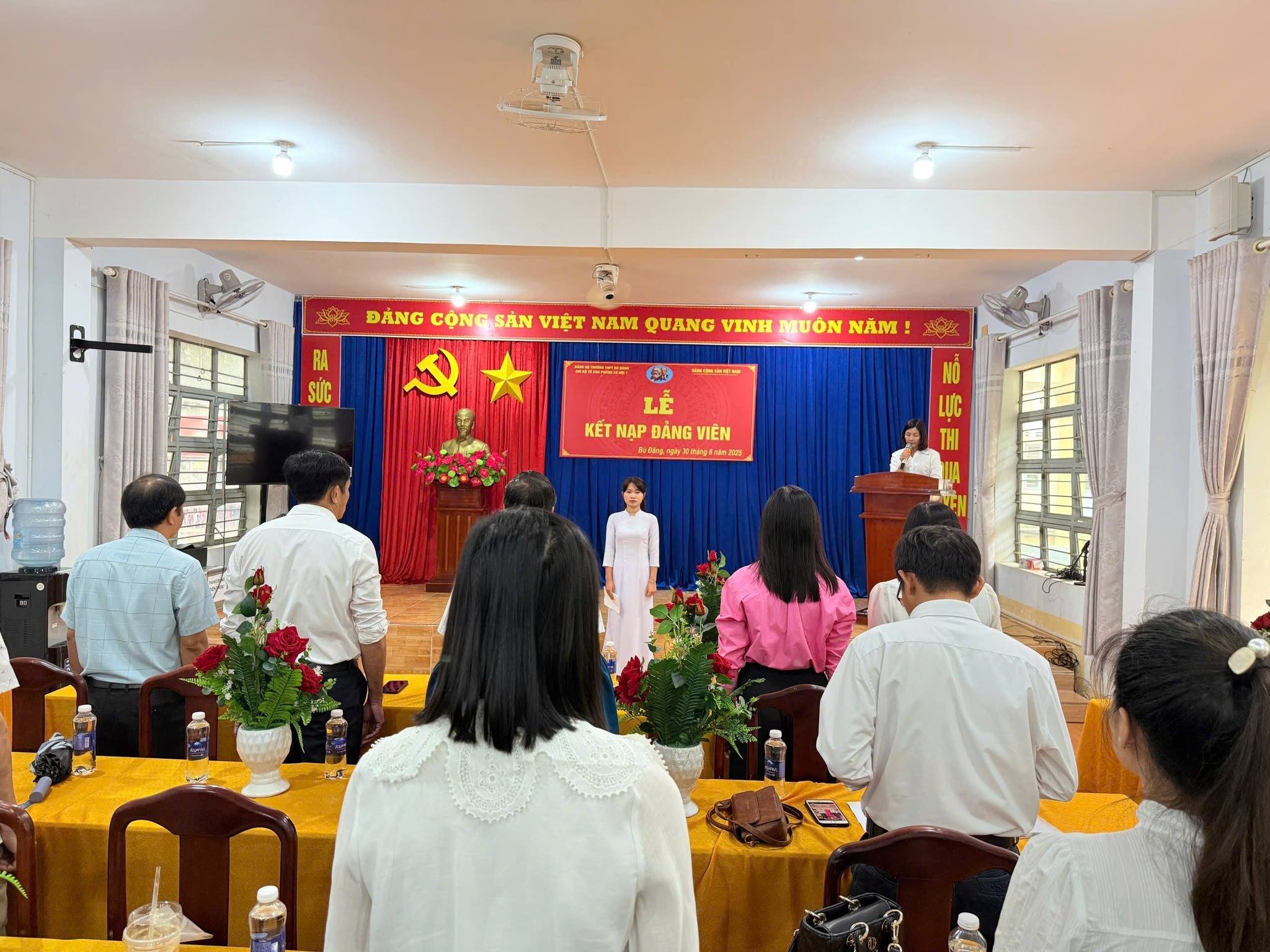 anh tin bai