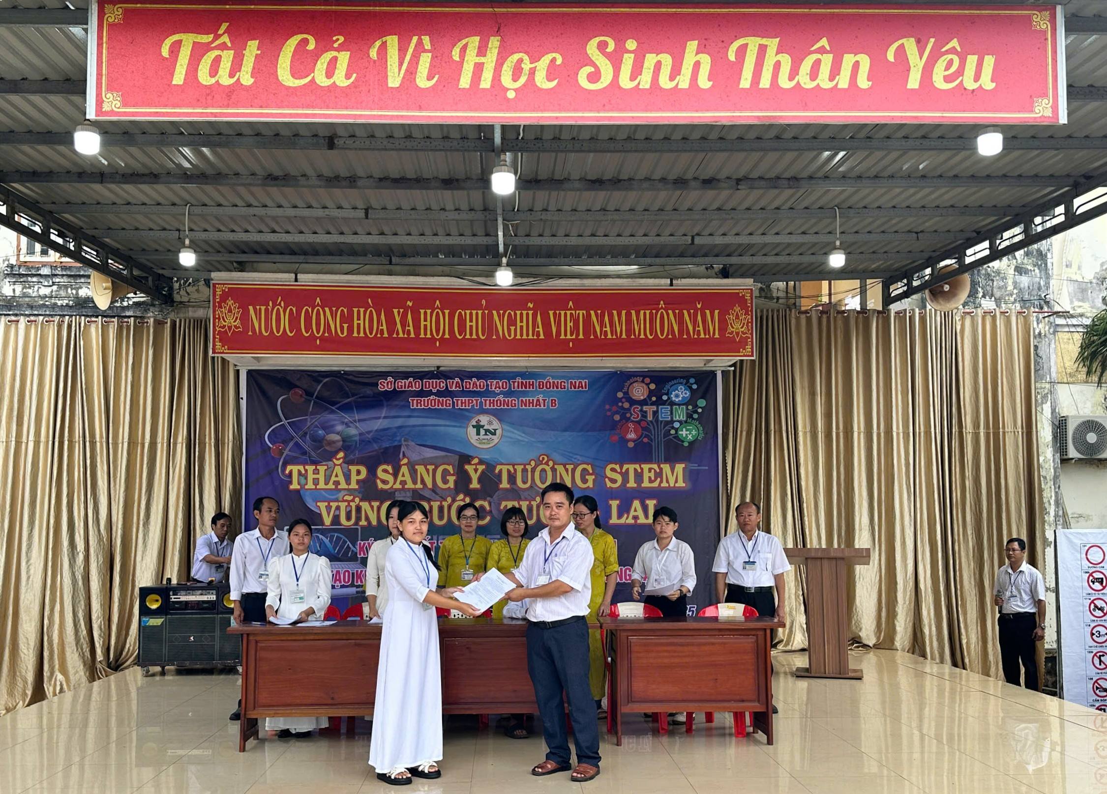 anh tin bai