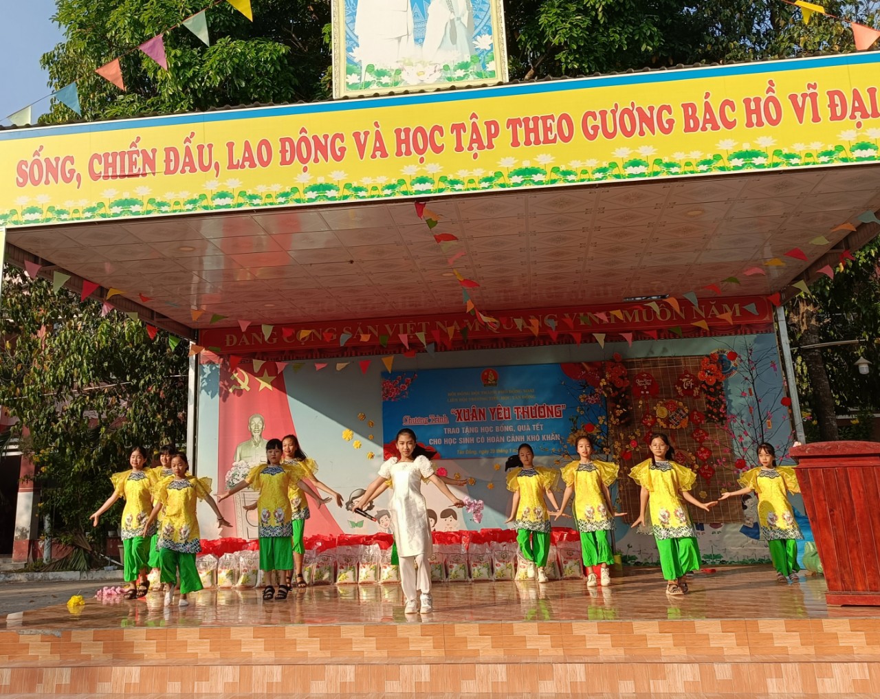 anh tin bai