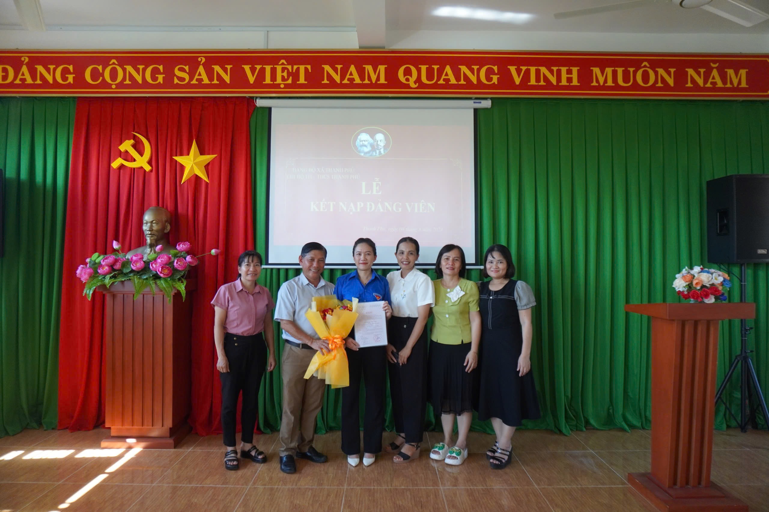 anh tin bai