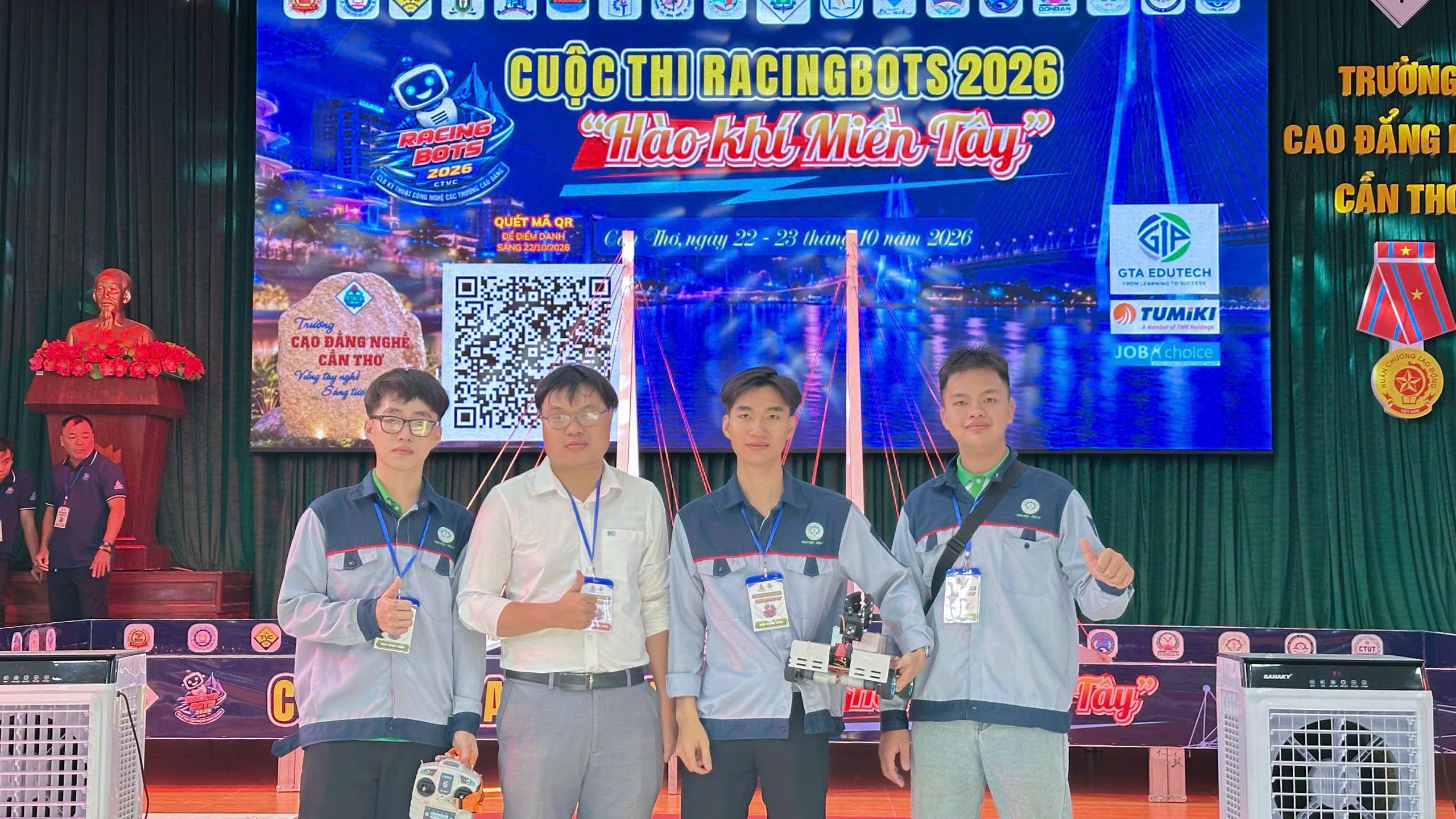 TRƯỜNG CAO ĐẲNG MIỀN ĐÔNG THAM GIA CUỘC THI RACINGBOTS 2026 VỚI CHỦ ĐỀ “HÀO KHÍ MIỀN TÂY”