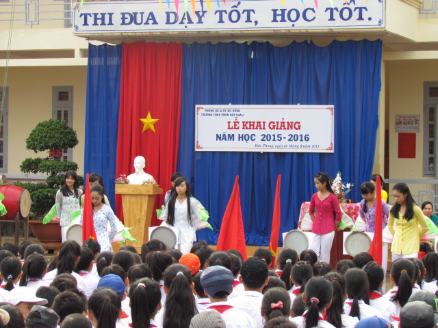 Các tiết mục múa chào mừng khai giảng