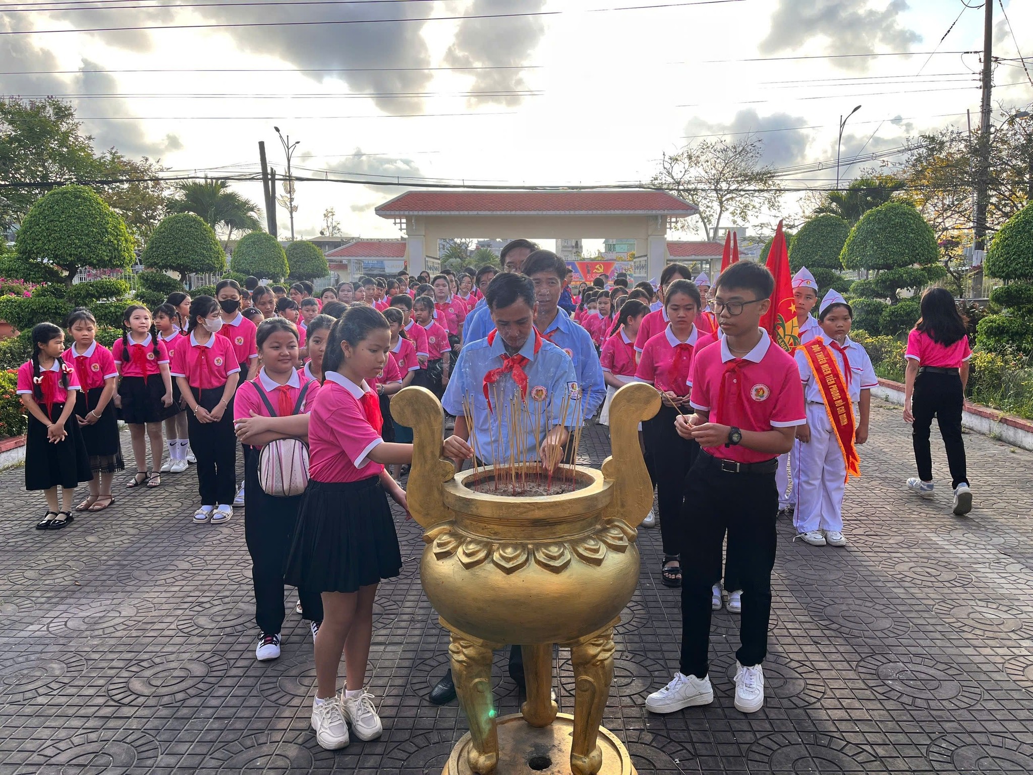 anh tin bai