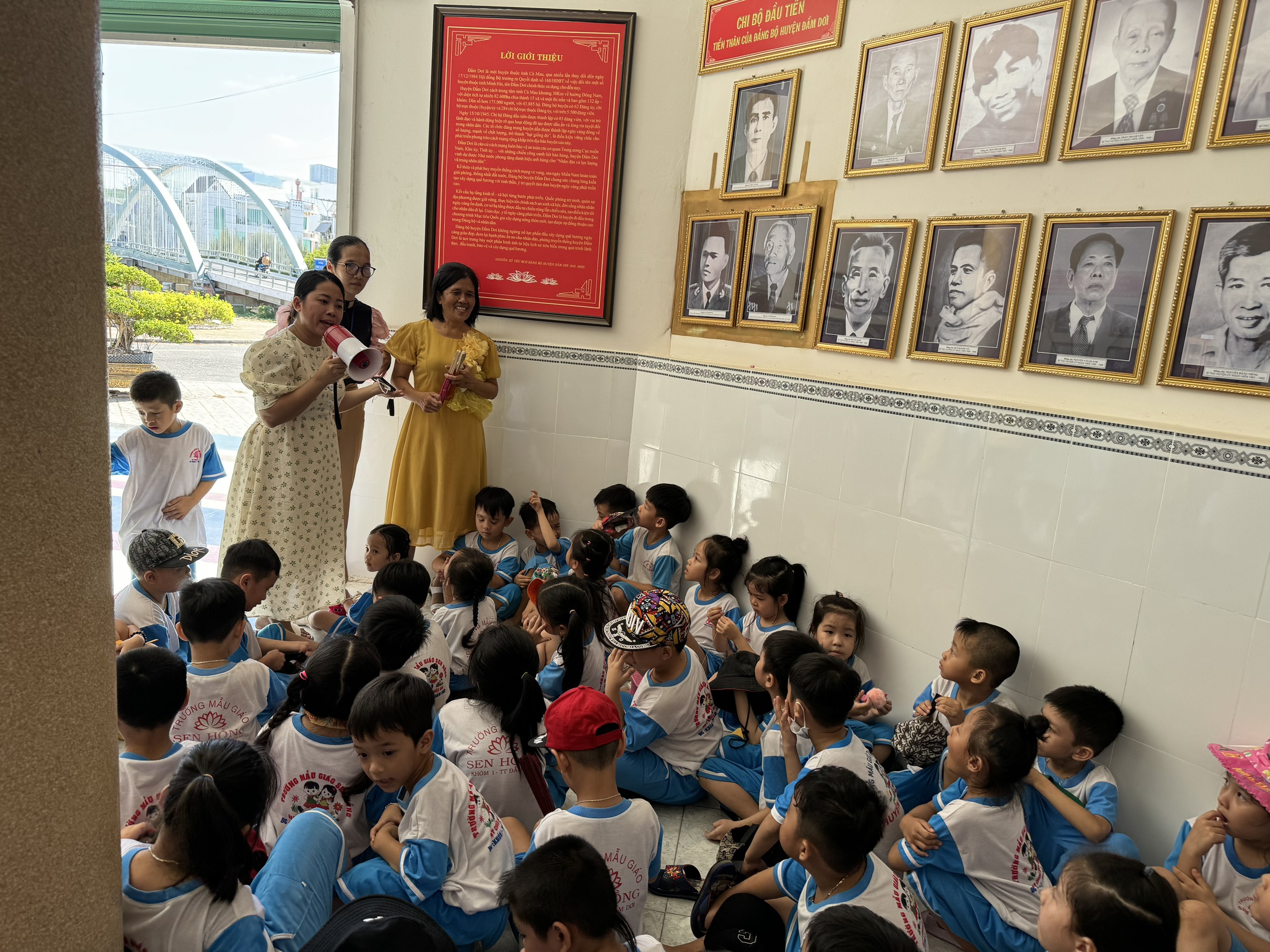 anh tin bai