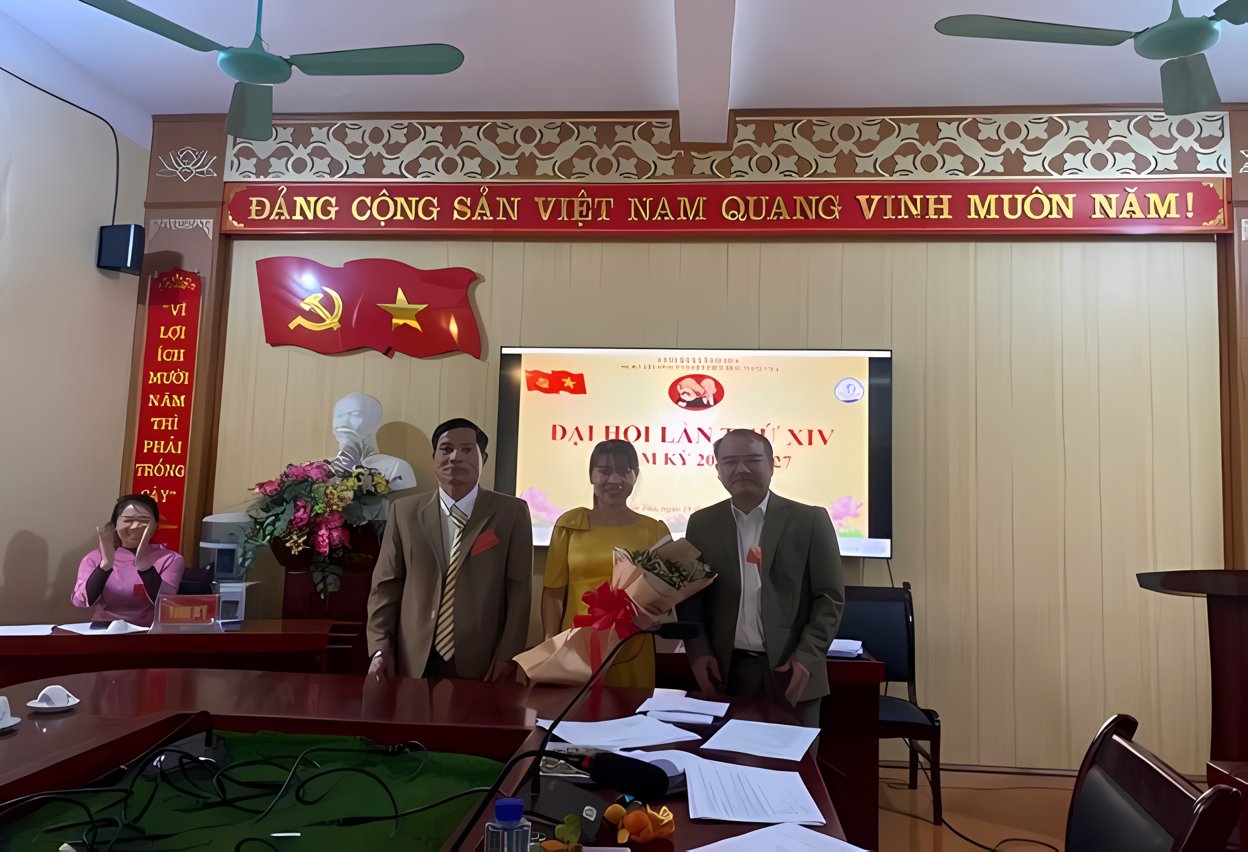 anh tin bai