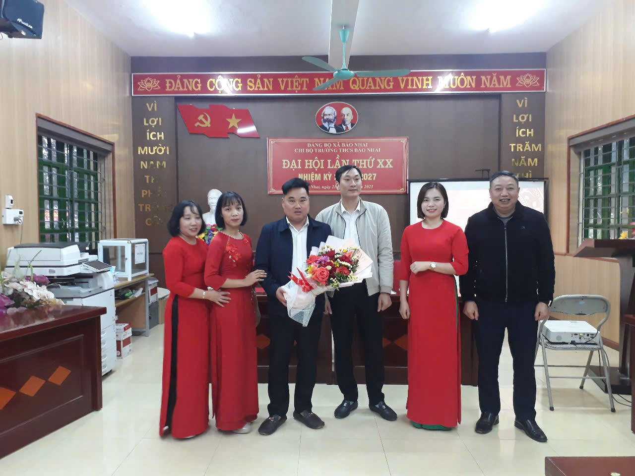 anh tin bai