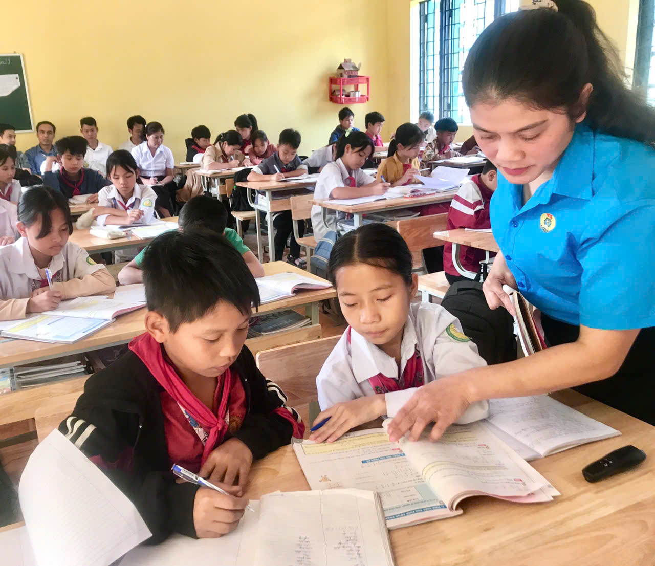anh tin bai