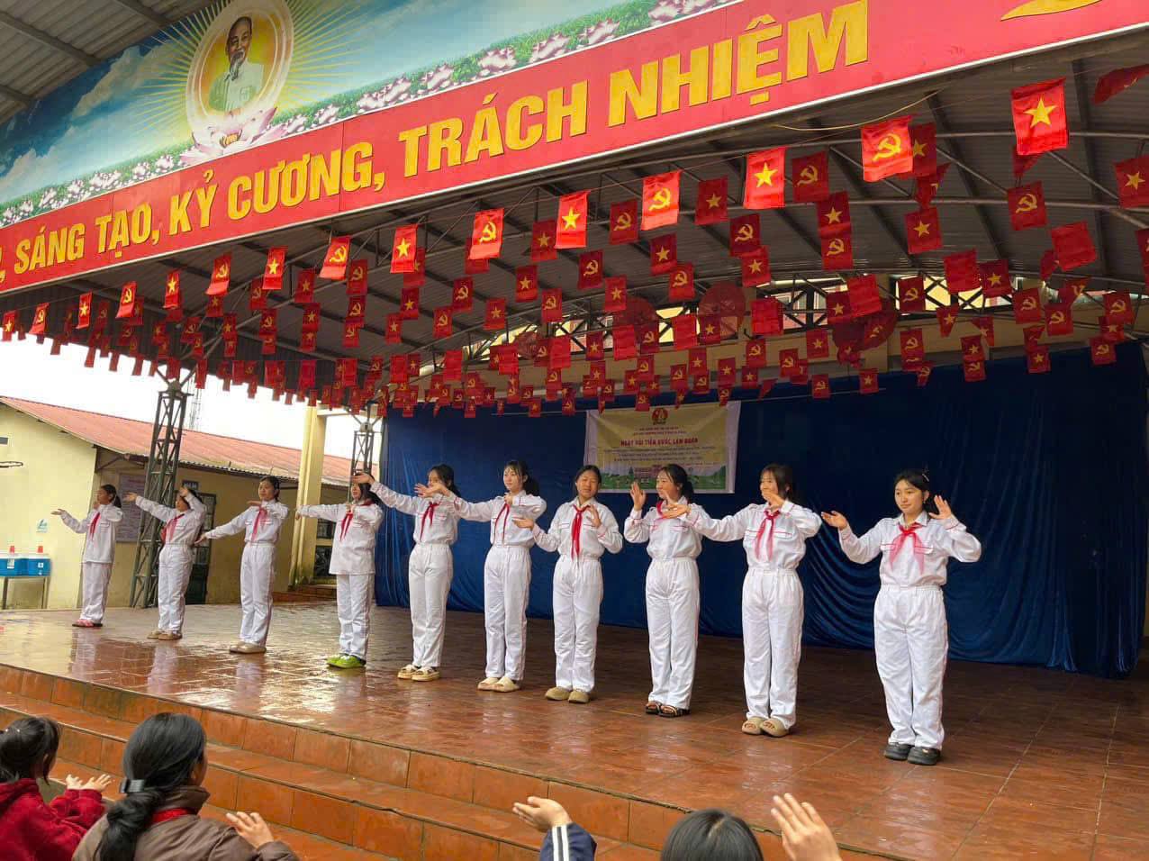 anh tin bai