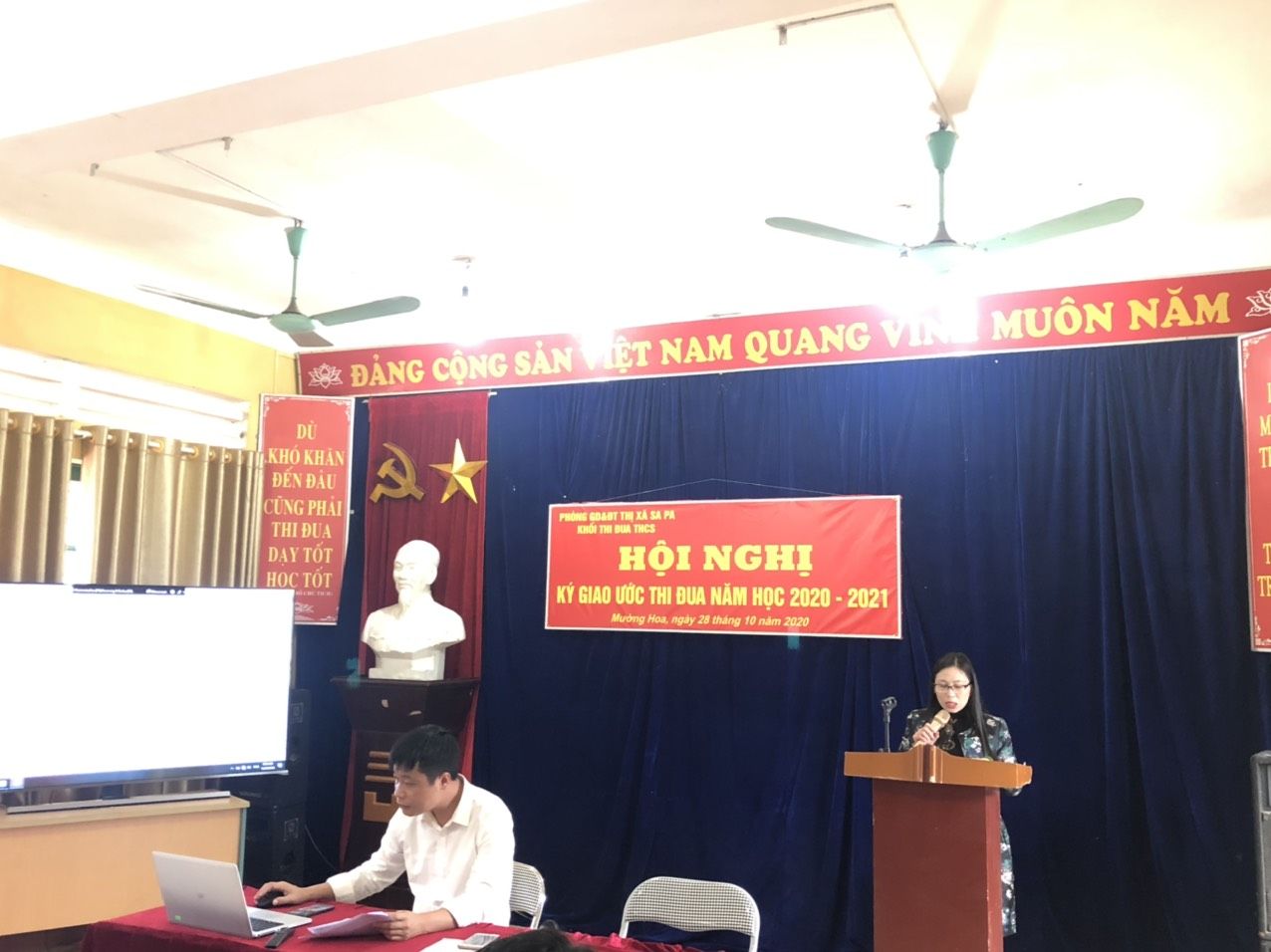 Hội nghị kí giao ước thi đua năm học 2020-2021