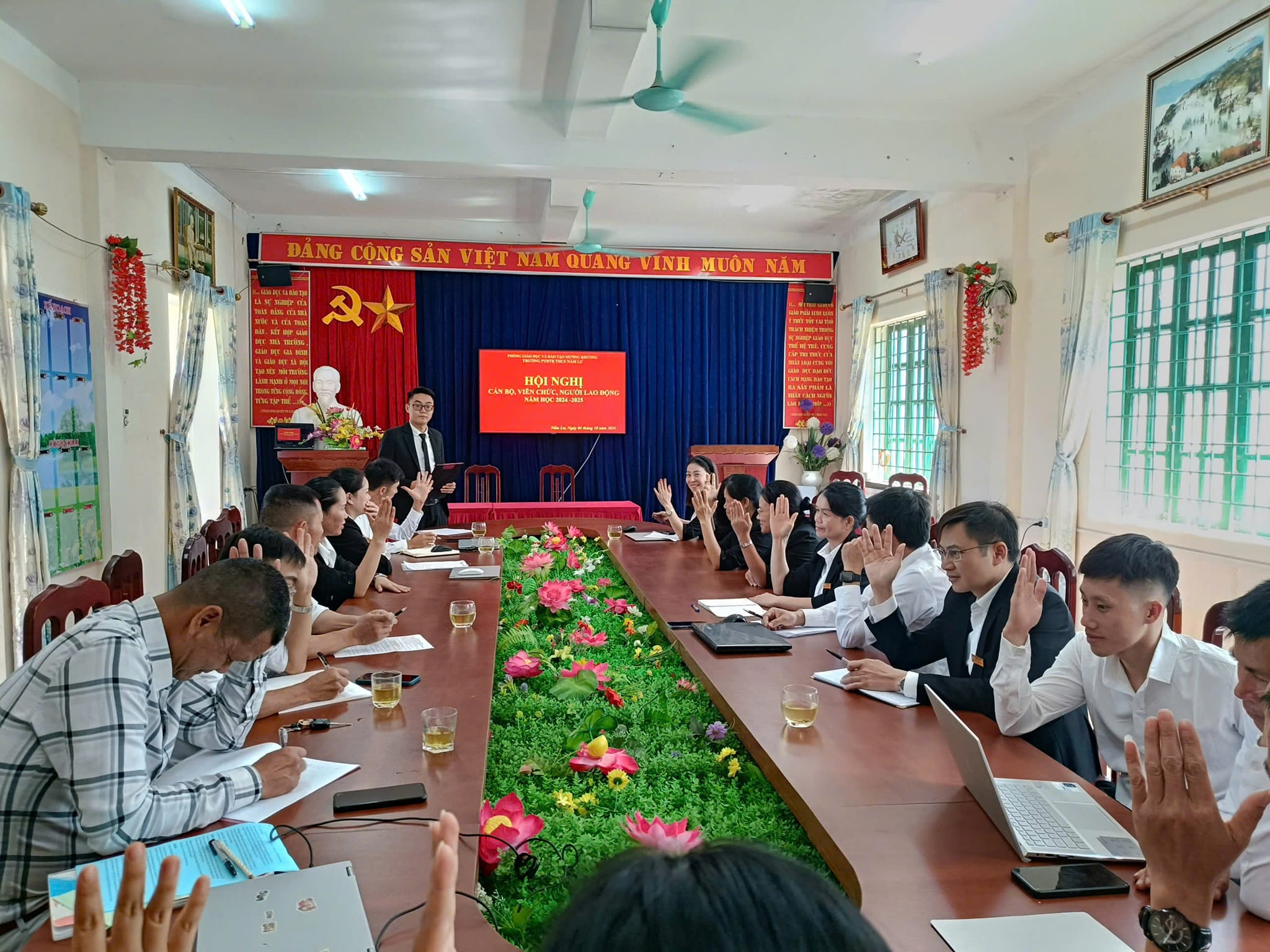 anh tin bai