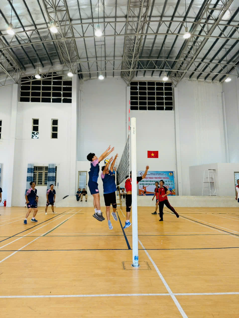 anh tin bai