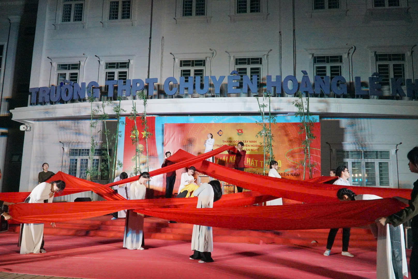 anh tin bai