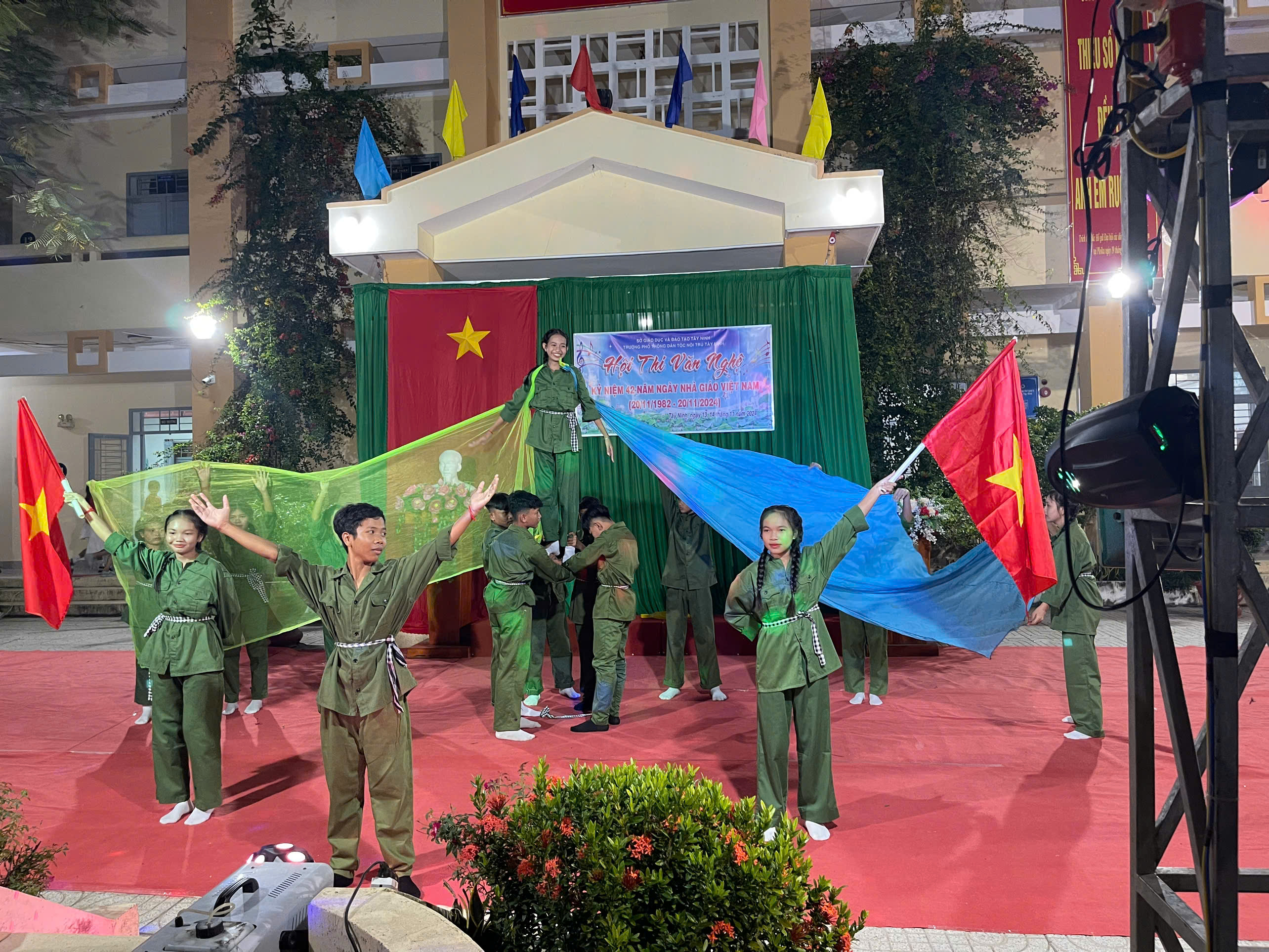 anh tin bai