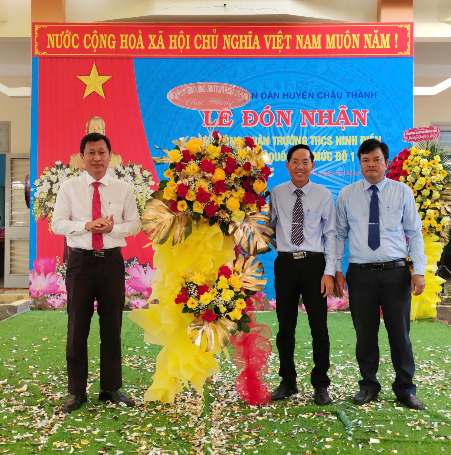 anh tin bai