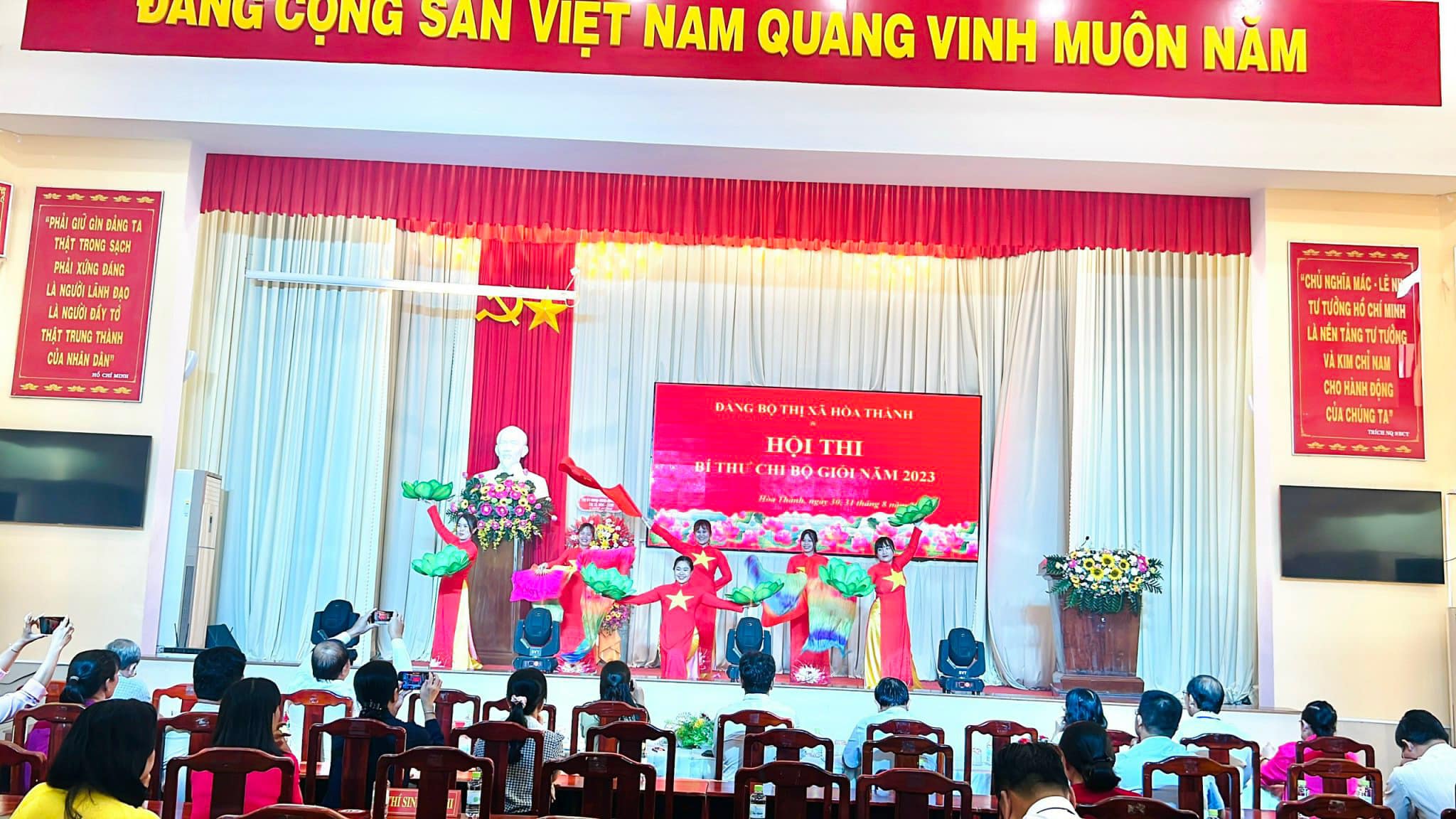 anh tin bai