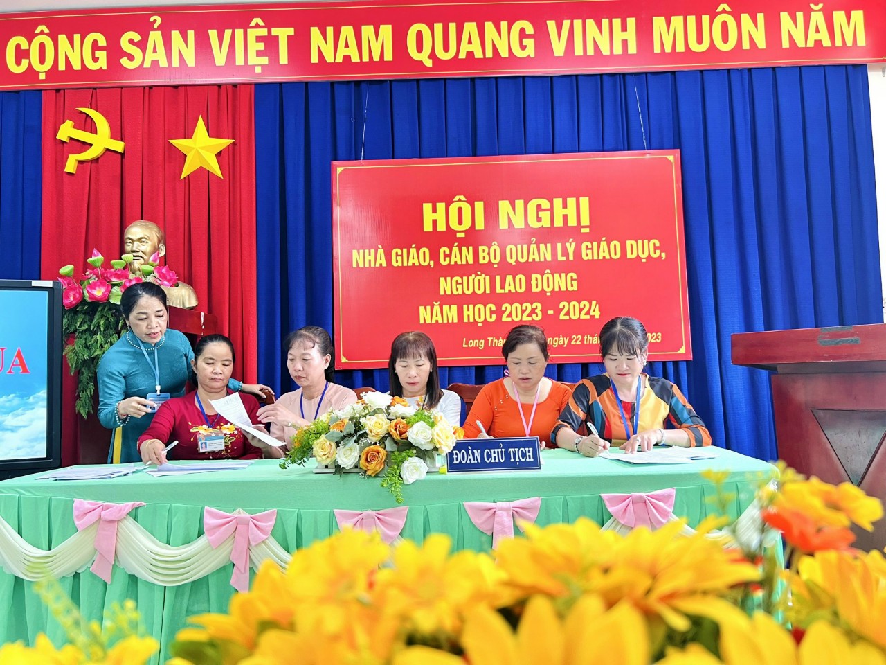 anh tin bai