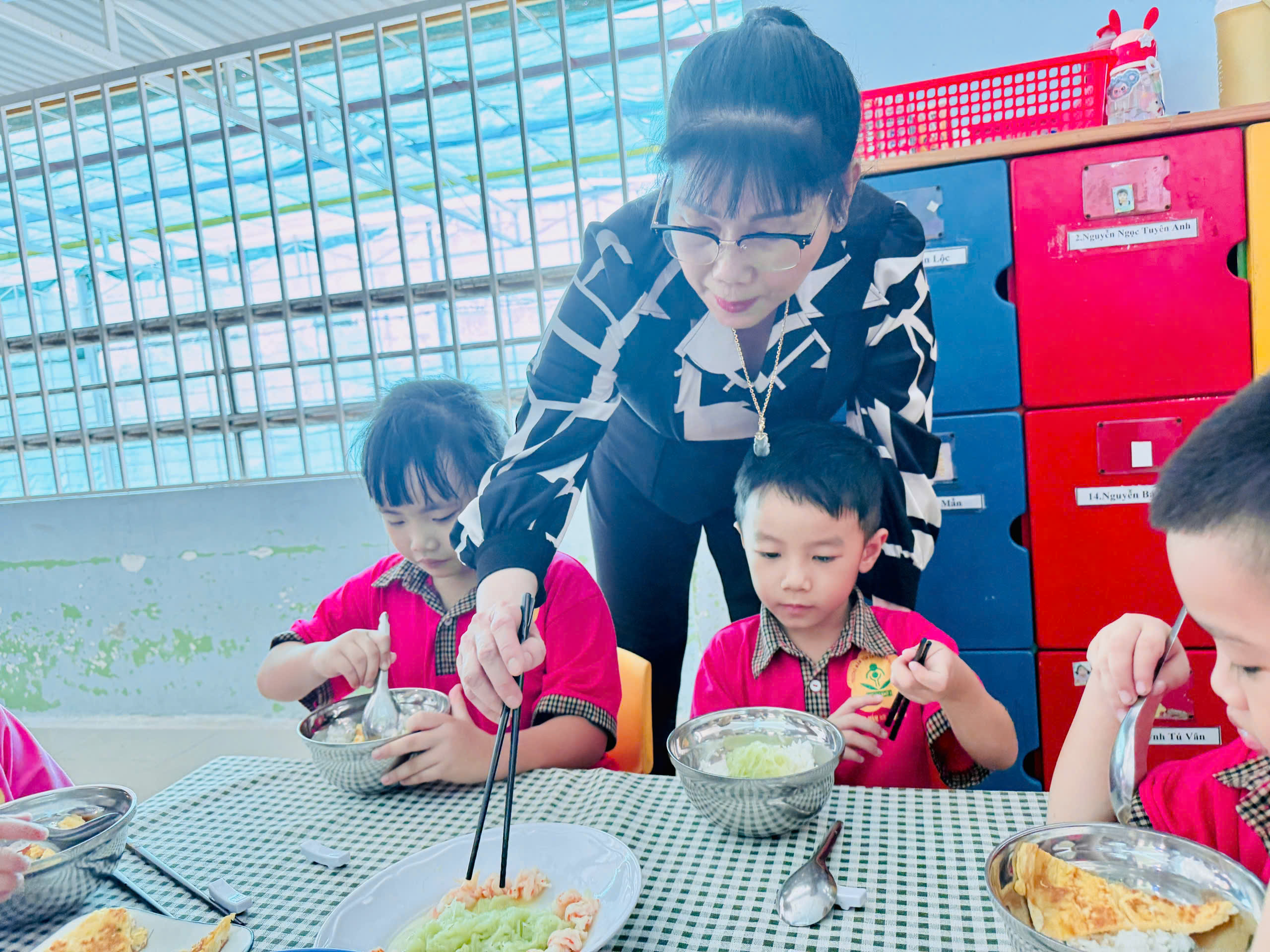 anh tin bai