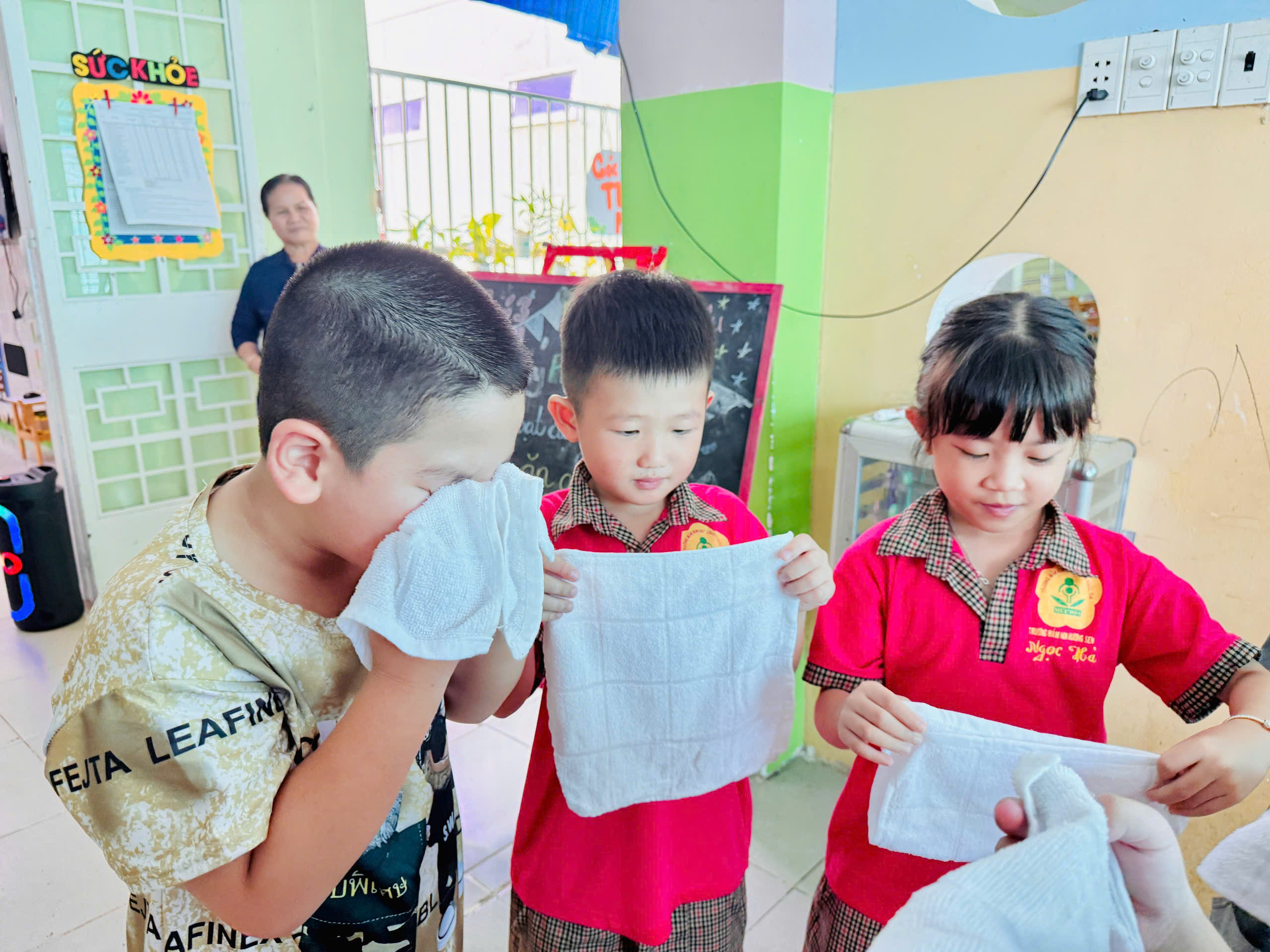 anh tin bai
