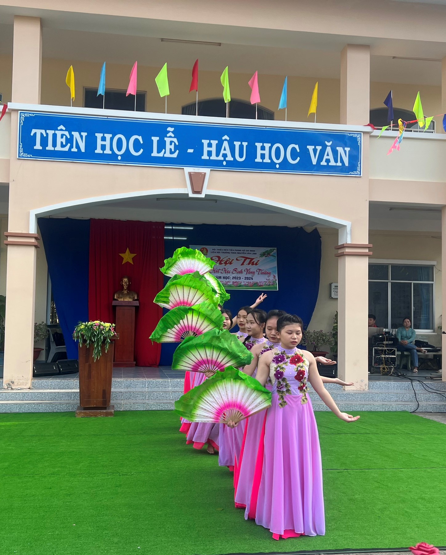 anh tin bai