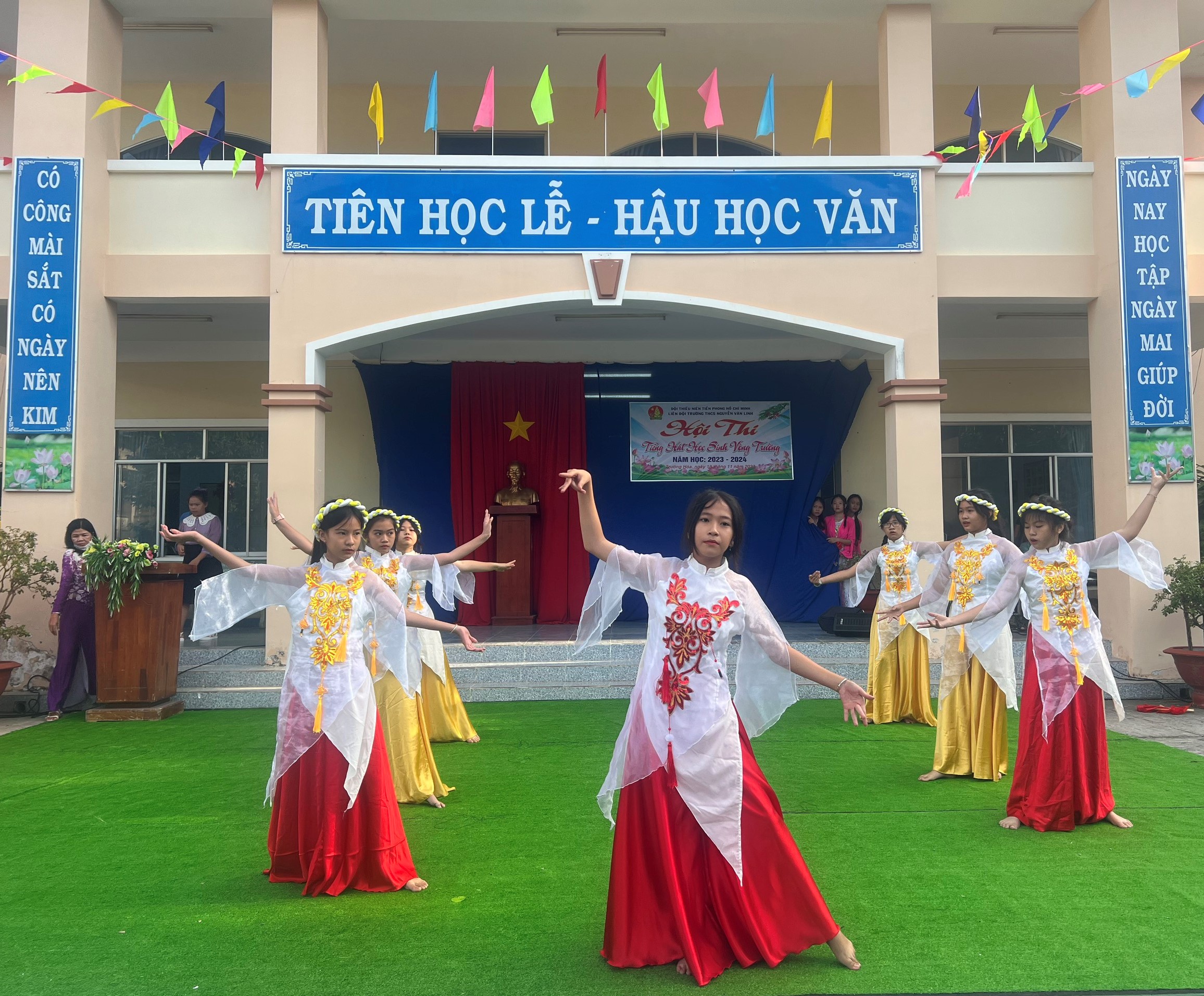 anh tin bai