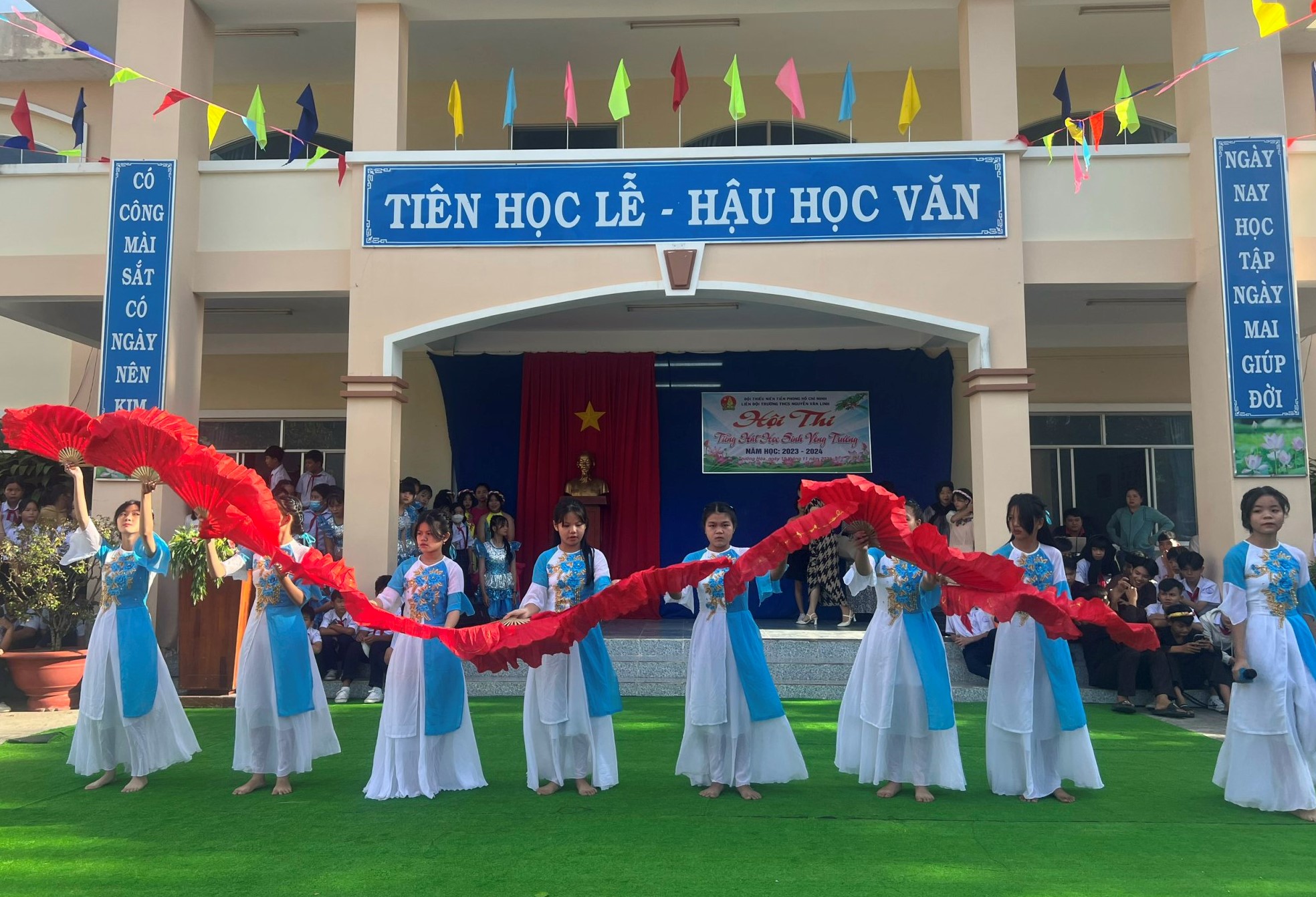 anh tin bai
