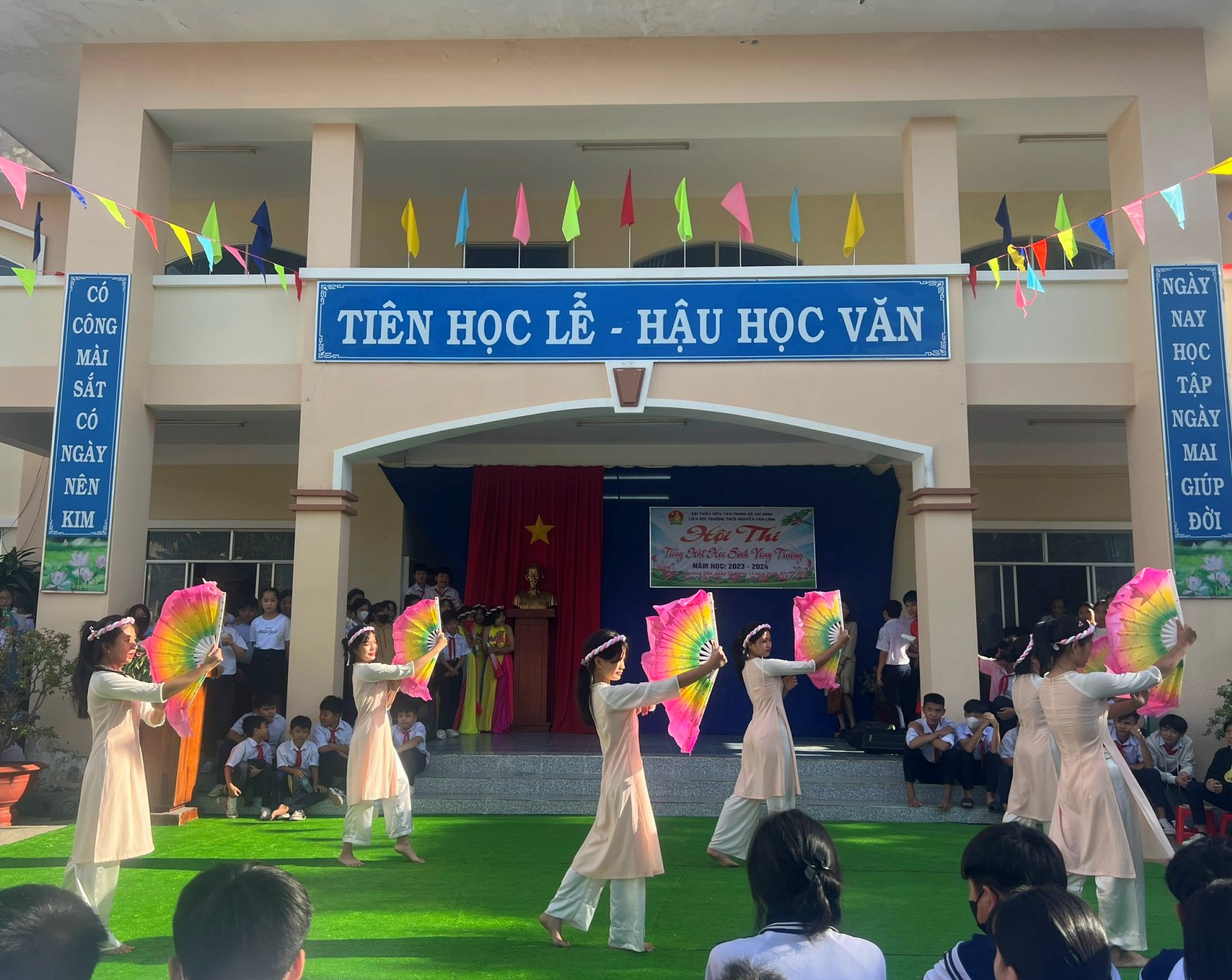 anh tin bai