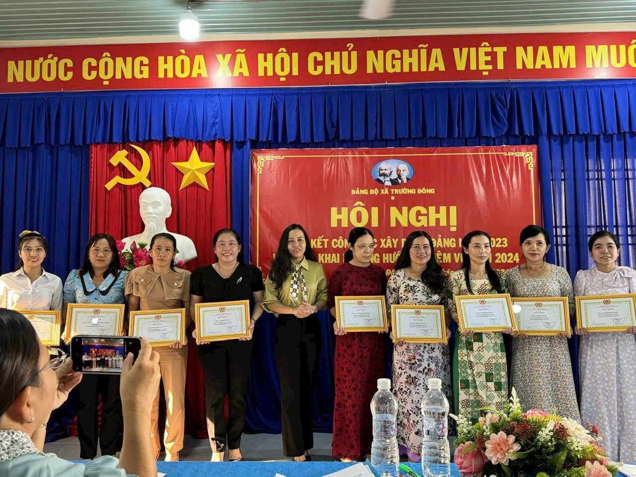 anh tin bai