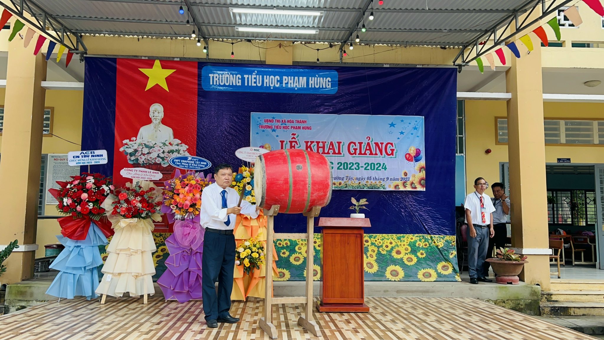 anh tin bai