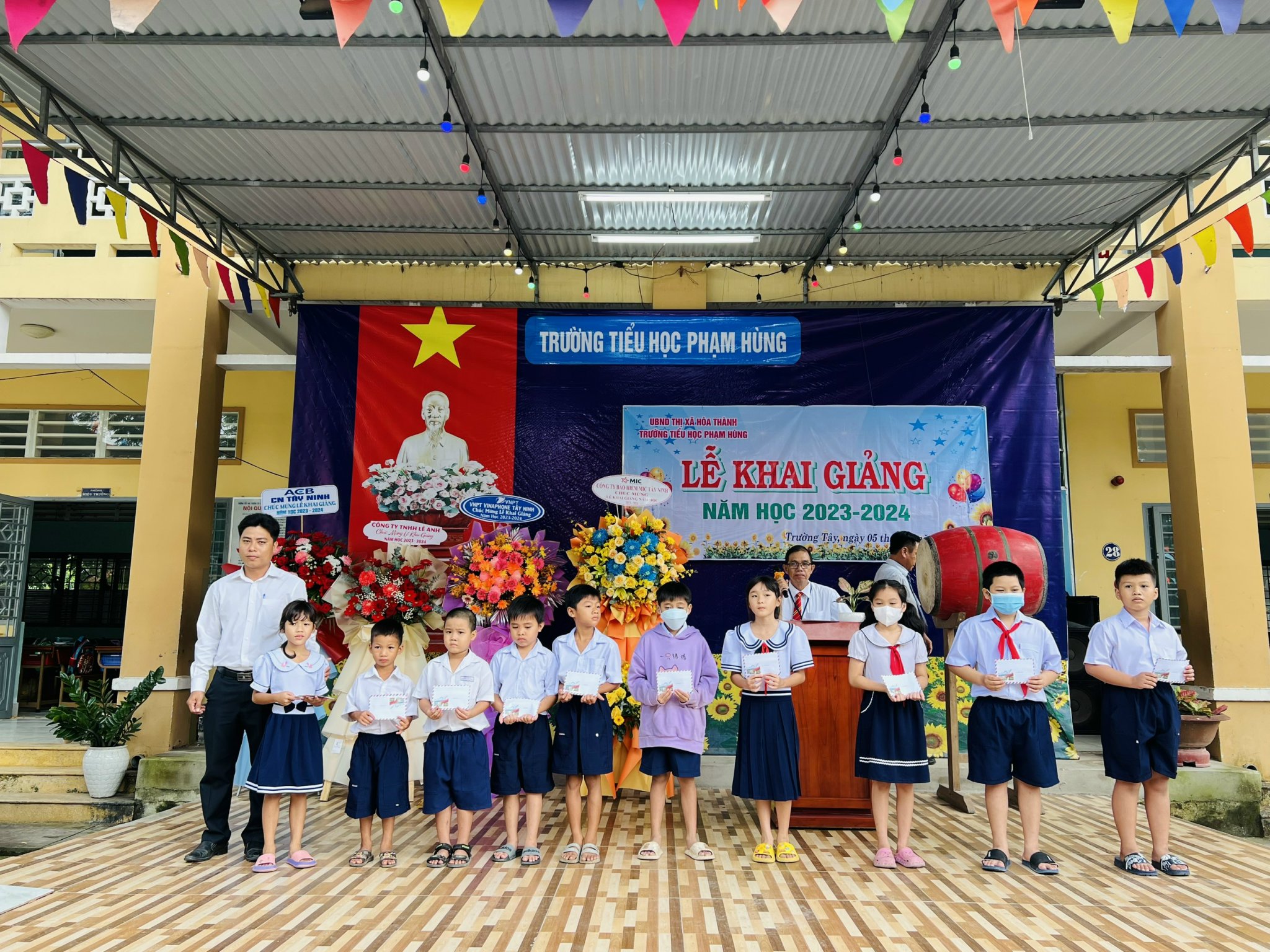 anh tin bai