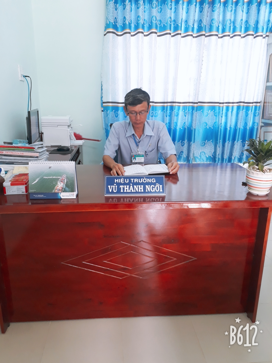 THẦY VŨ THÀNH NGỠI HIỆU TRƯỞNG