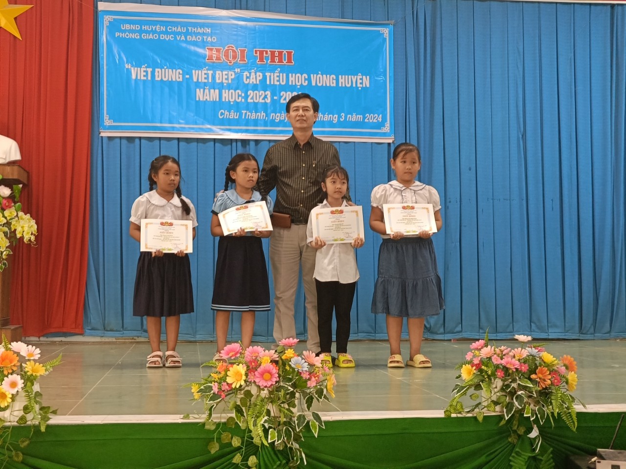 anh tin bai