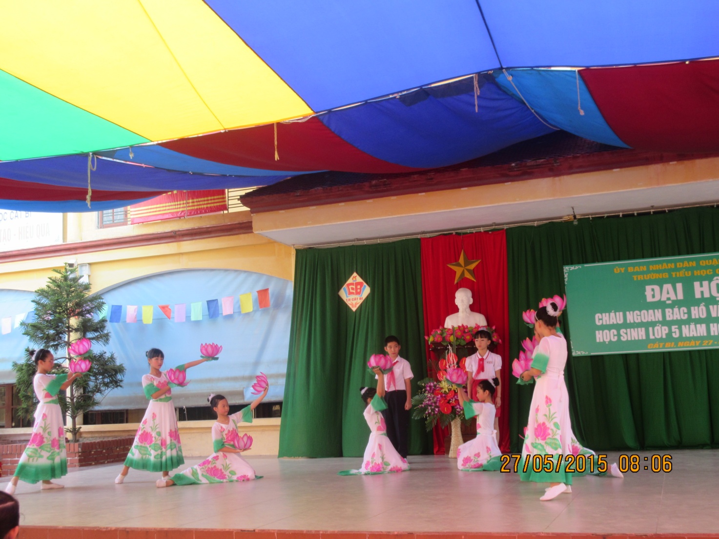 Trường Tiểu học Cát Bi tổ chức Đại hội cháu ngoan Bác Hồ  và Lễ chia tay học sinh khối 5 năm học 2014 - 2015